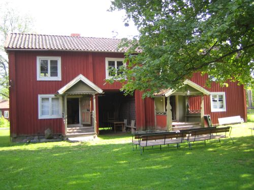 Tunabygdens Gammelgård 4