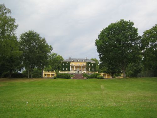 Rottneros Herrgård från baksidan